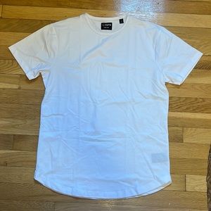 Cuts Clothing curved hem t shirt